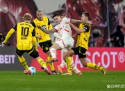 开云体育在线-多特蒙德客场失利，争冠形势岌岌可危