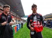 开云体育app-梅赛德斯力克哈斯车队，皮亚斯特里带队取胜