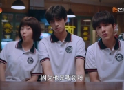 开云官网-暴风雨中的金色灯塔，当库里扛起孤独的独行侠对抗深圳巨浪