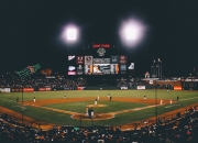 开云-绿茵双面镜，佩德里的无声交响与加纳的铿锵战鼓