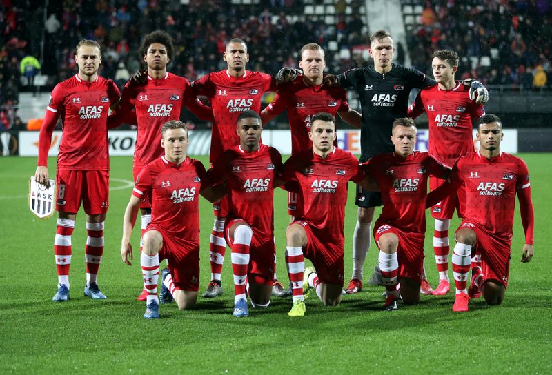 包含阿尔克马尔连胜表现积分攀升的词条