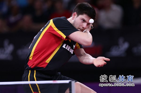 奥地利队横扫法国队，奥恰洛夫点燃赛场的简单介绍