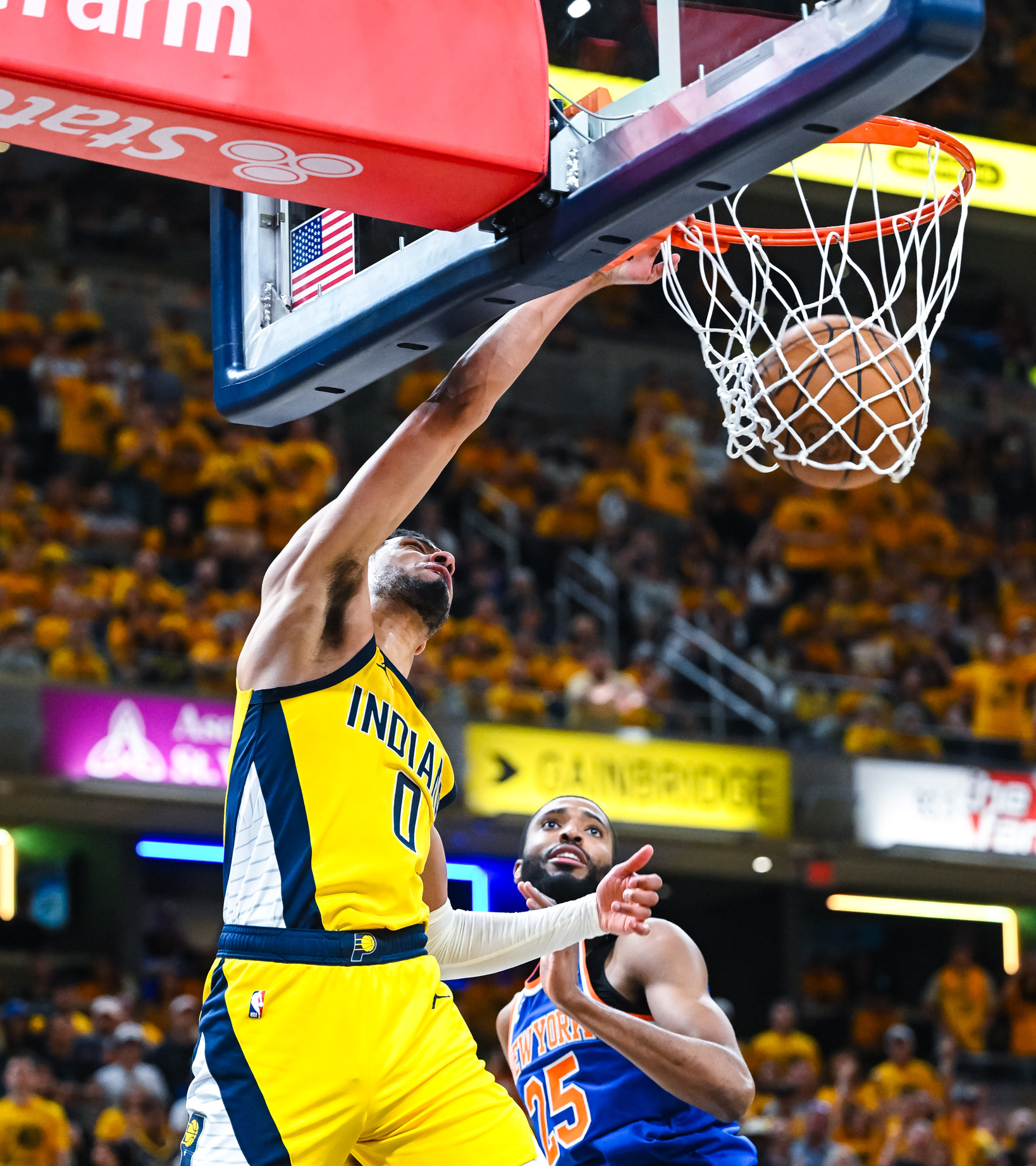 湖人擒下步行者：取得三连胜