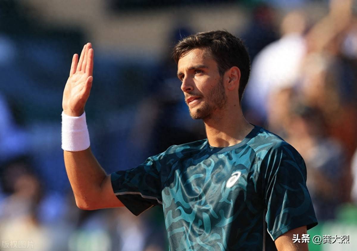 蒙特卡洛大师赛力克法网,西西帕斯统治全场 蒙特卡洛大师赛力克法网,西西帕斯统治全场