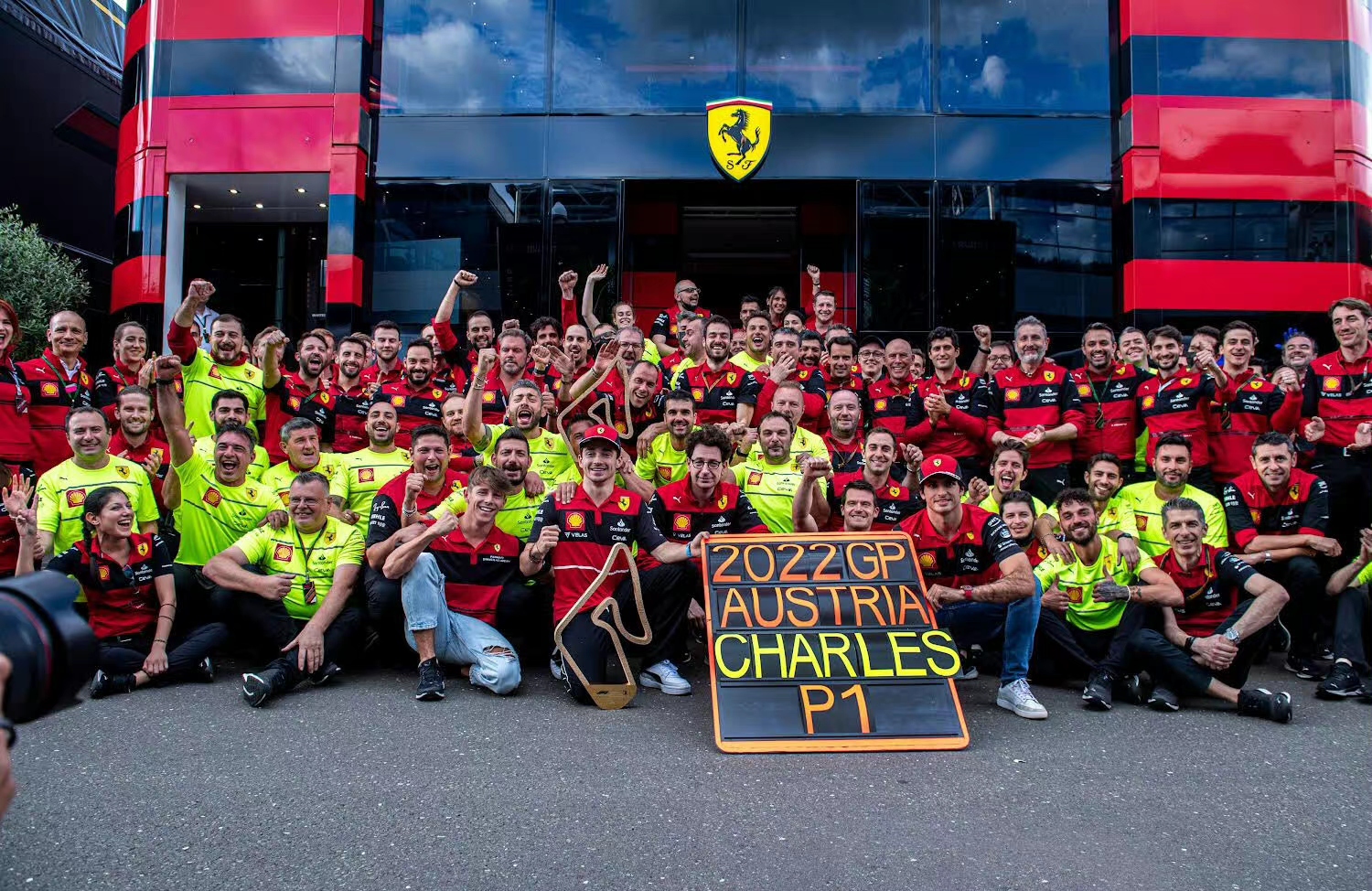 红牛二队力克梅赛德斯,勒克莱尔刷新纪录 红牛二队力克梅赛德斯,勒克莱尔刷新纪录