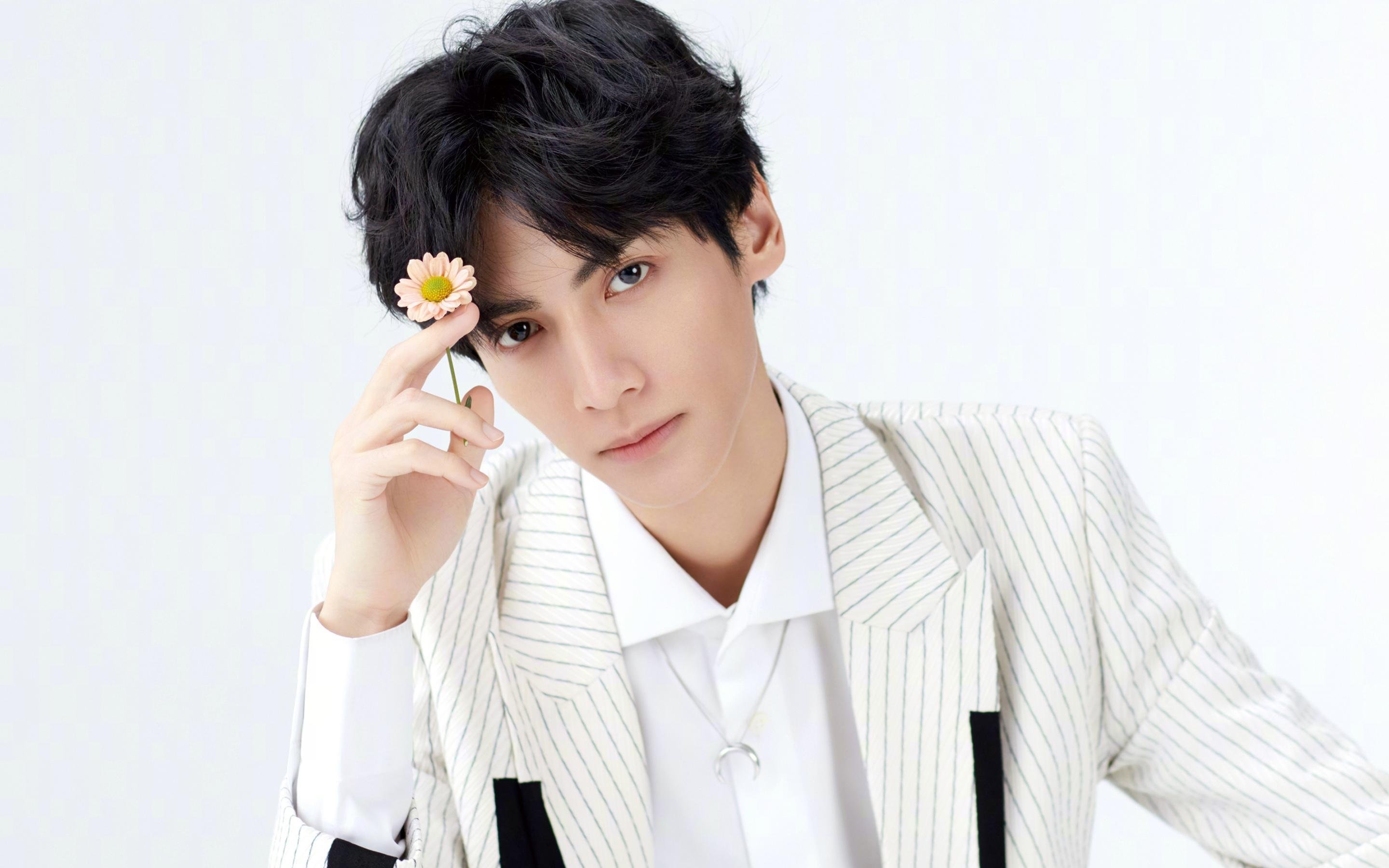 跨界终极战,久保建英篮球场复刻梅西神迹,巴萨式进攻风暴粉碎尤文防线