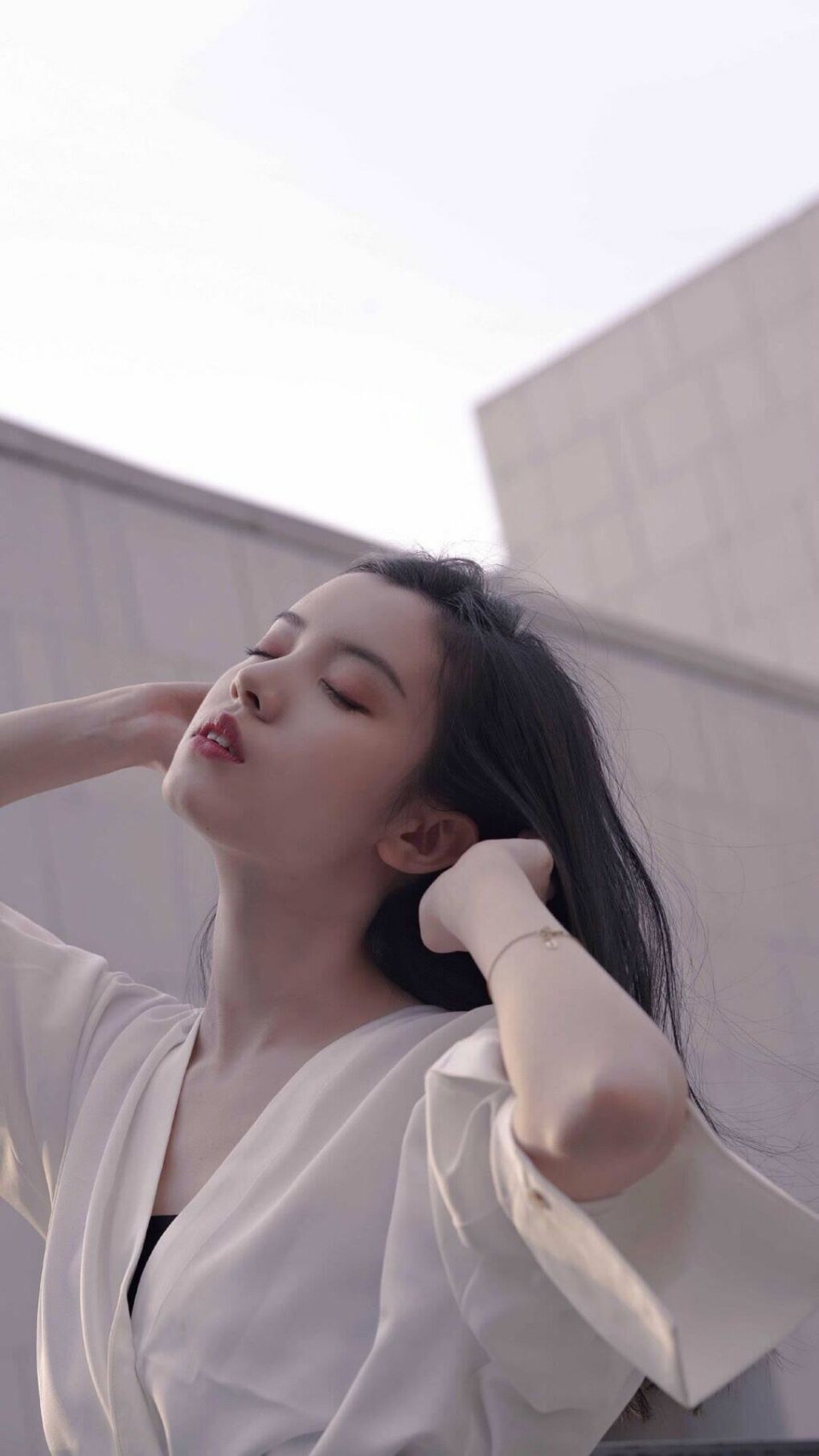 跨洋的篮球风暴,当火箭冲垮热火,米切尔在德甲加冕