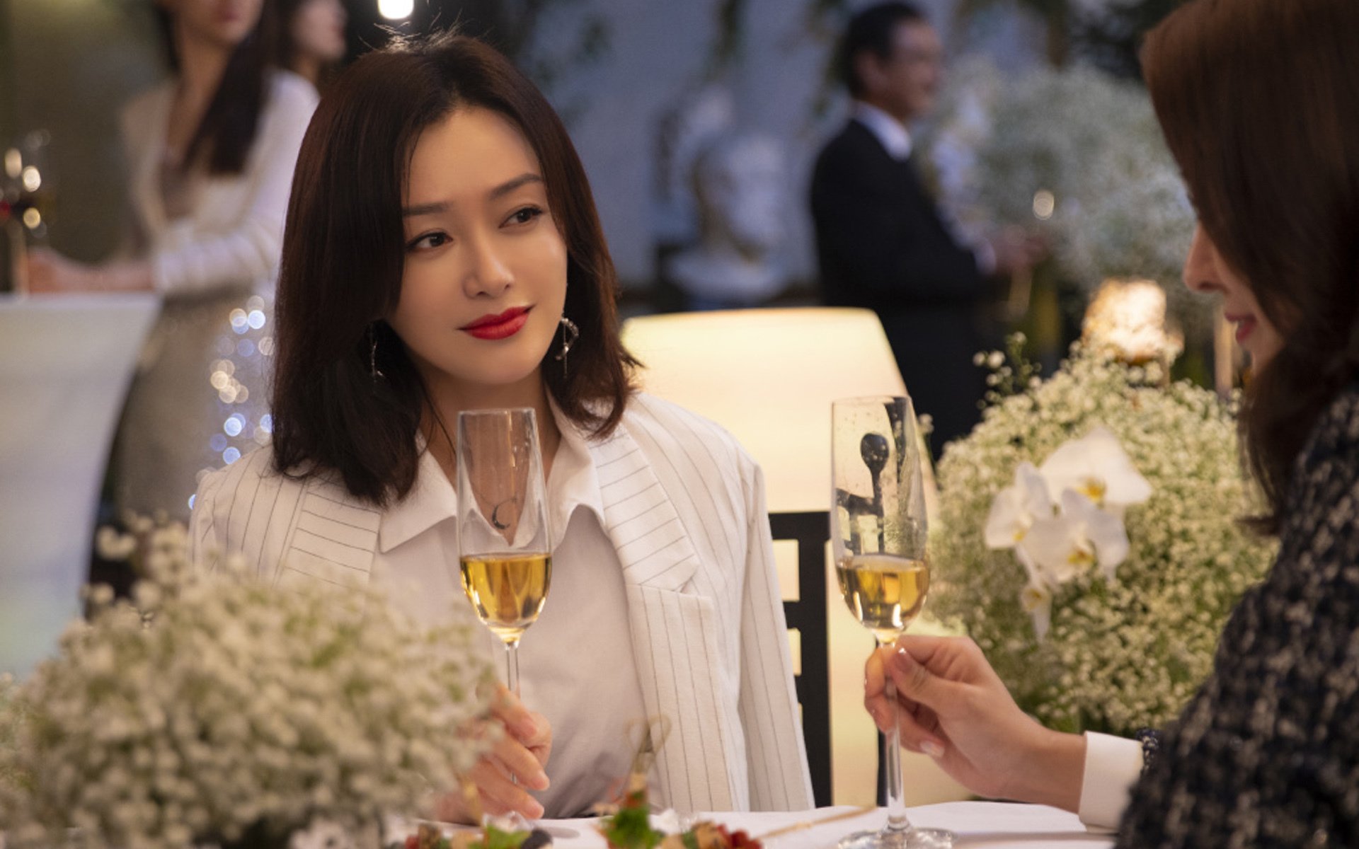 双城记,当纽约尼克斯压制休斯顿火箭,塔图姆在欧冠半决赛接管比赛