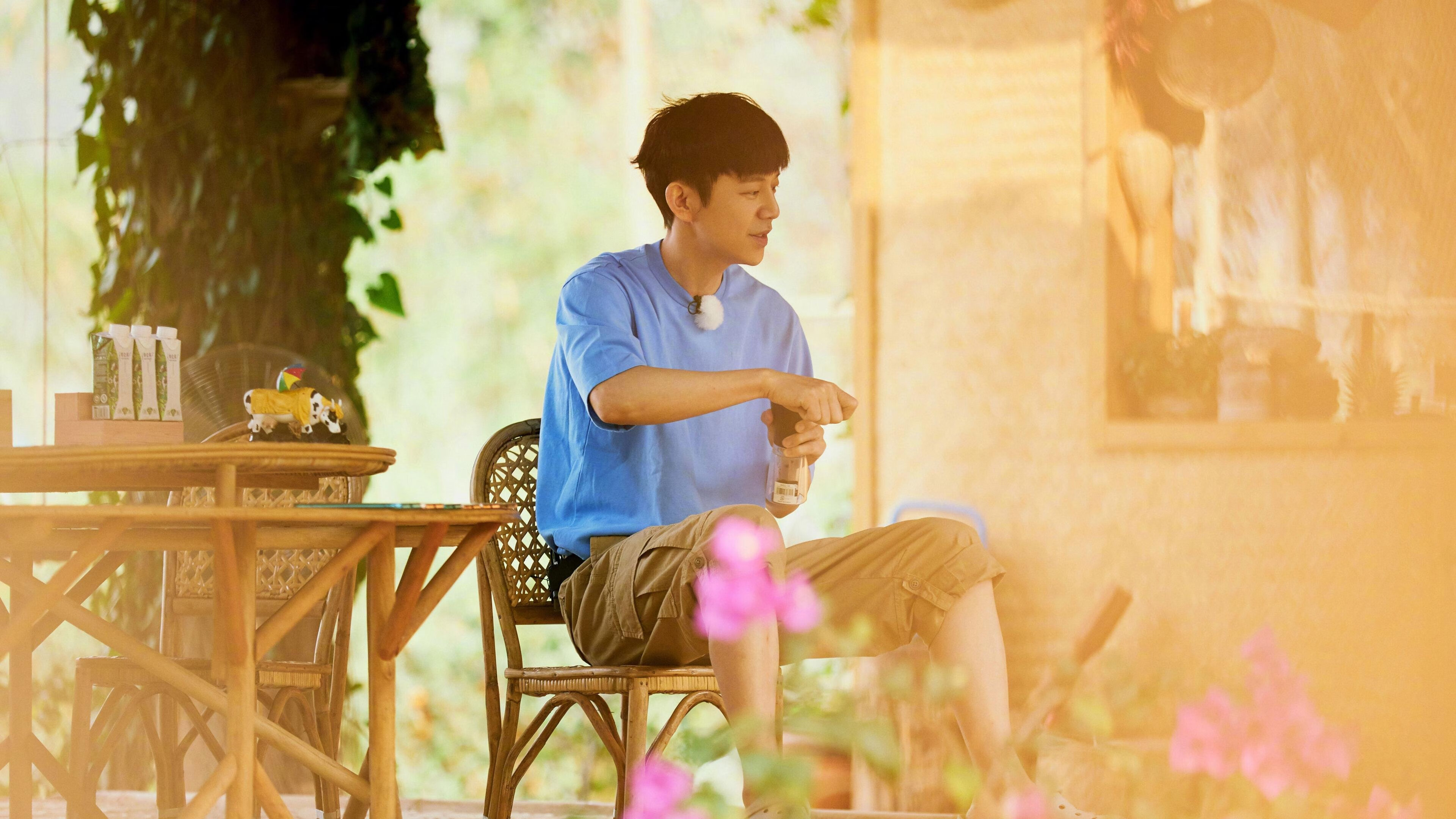 当非洲雄狮撞翻红牛堡垒,奥斯梅恩一人撕裂莱比锡的德式防线